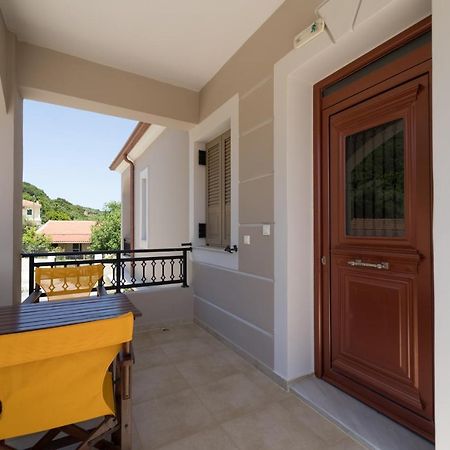 Vilatoria Guesthouse Agia Thekli Luaran gambar