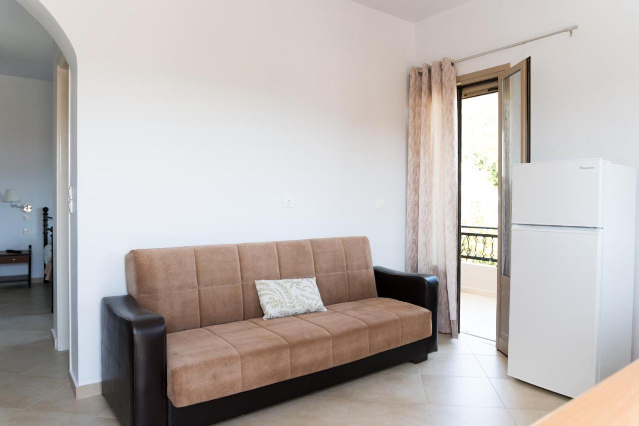 Vilatoria Guesthouse Agia Thekli Luaran gambar