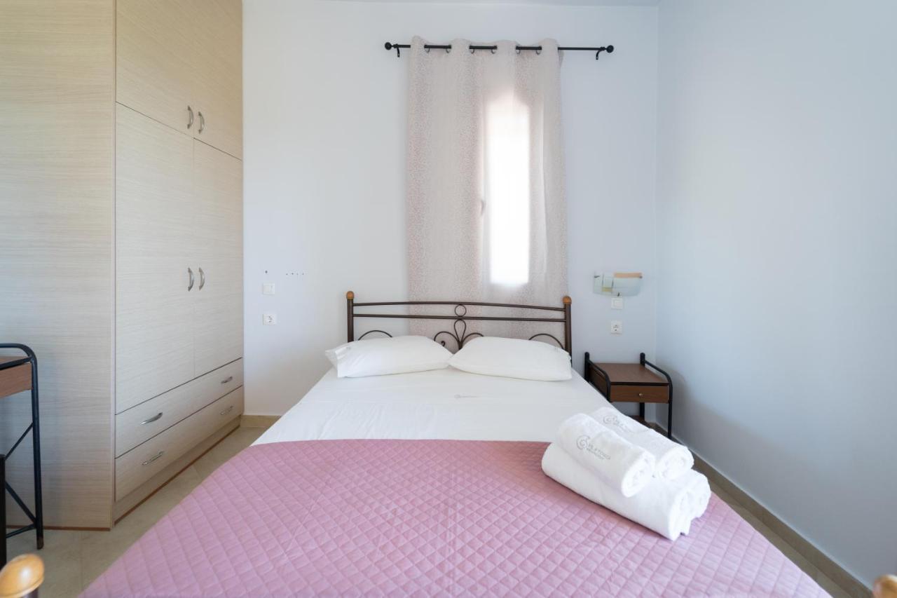 Vilatoria Guesthouse Agia Thekli Luaran gambar
