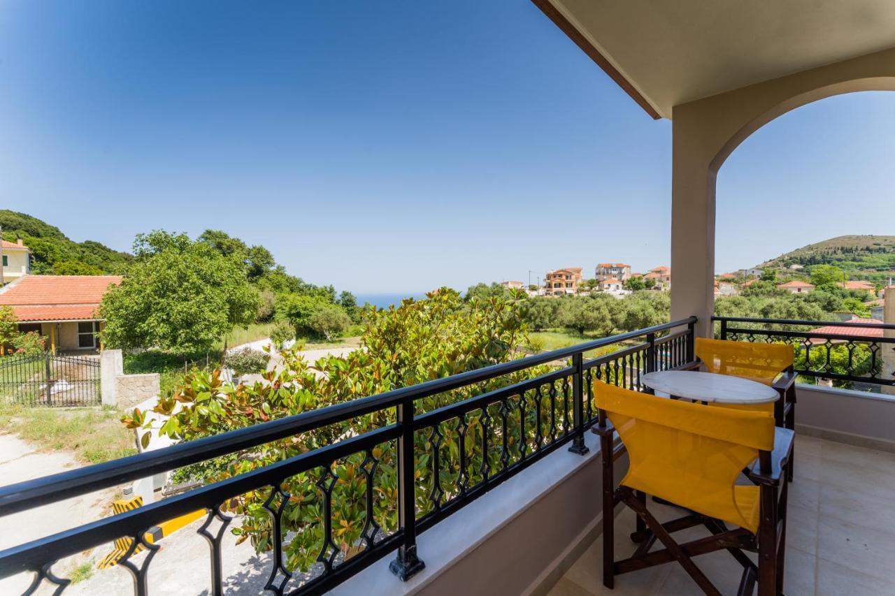 Vilatoria Guesthouse Agia Thekli Luaran gambar