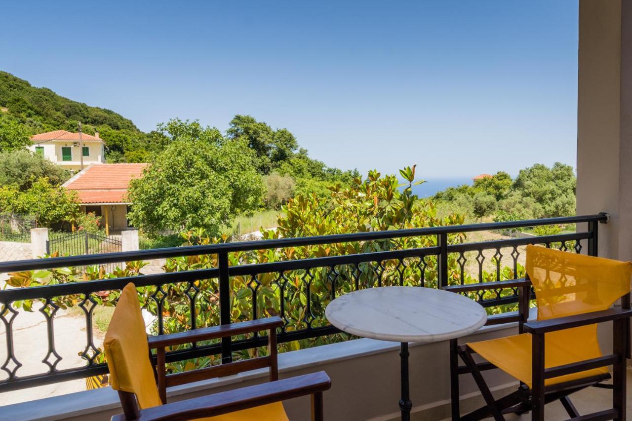 Vilatoria Guesthouse Agia Thekli Luaran gambar