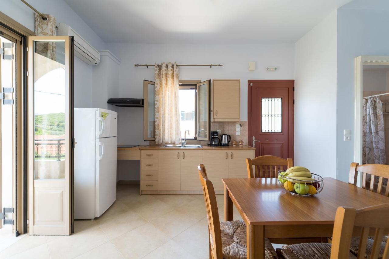 Vilatoria Guesthouse Agia Thekli Luaran gambar