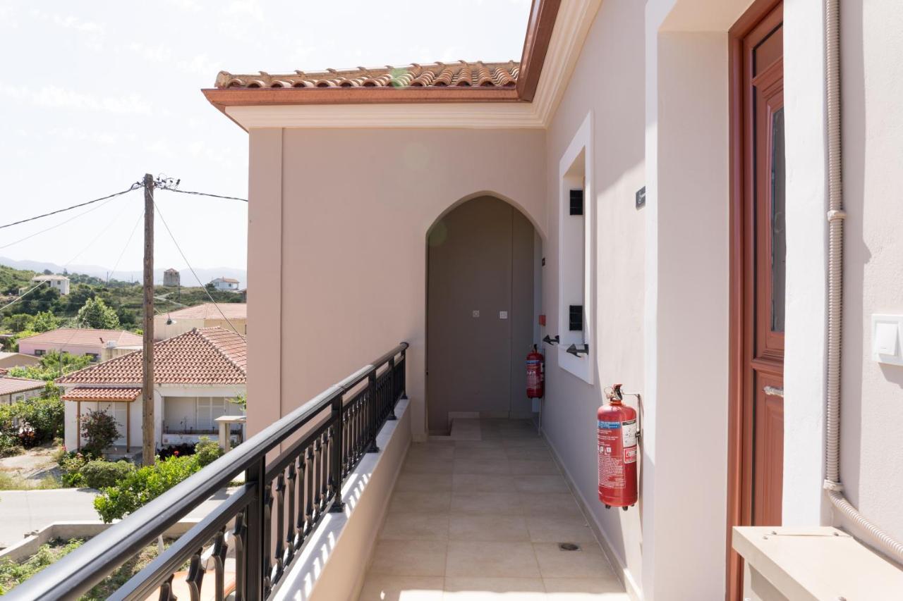 Vilatoria Guesthouse Agia Thekli Luaran gambar